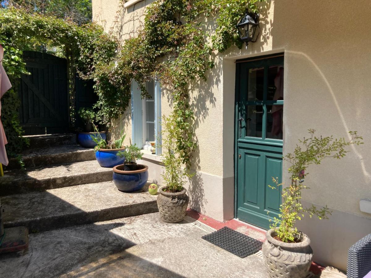 La Maison Charmante D'Elisabeth Saint-Ybard Exteriör bild
